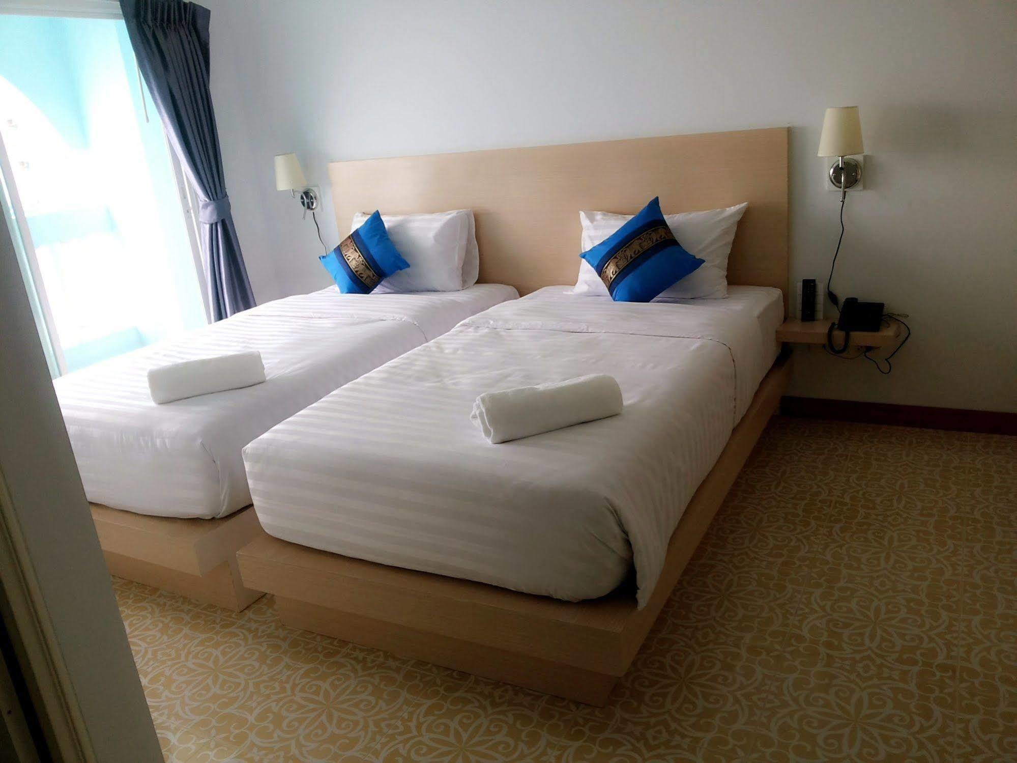 The Duck Hotell Phuket Exteriör bild