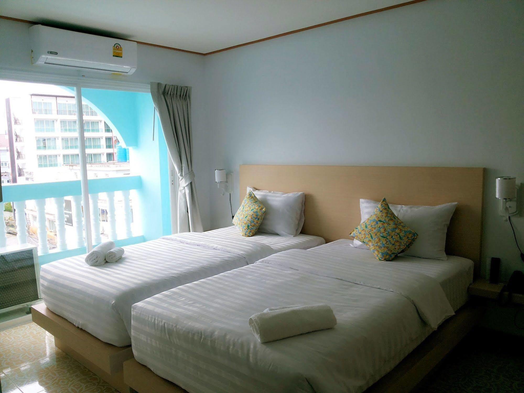The Duck Hotell Phuket Exteriör bild
