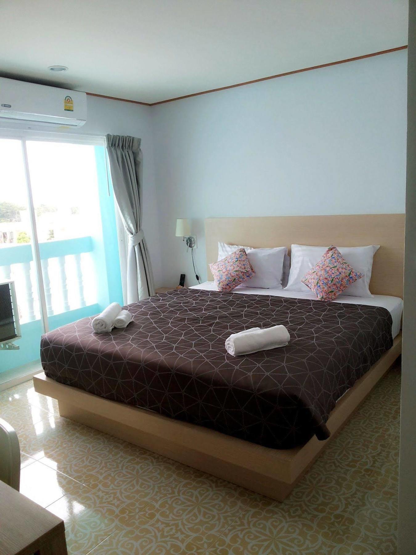 The Duck Hotell Phuket Exteriör bild