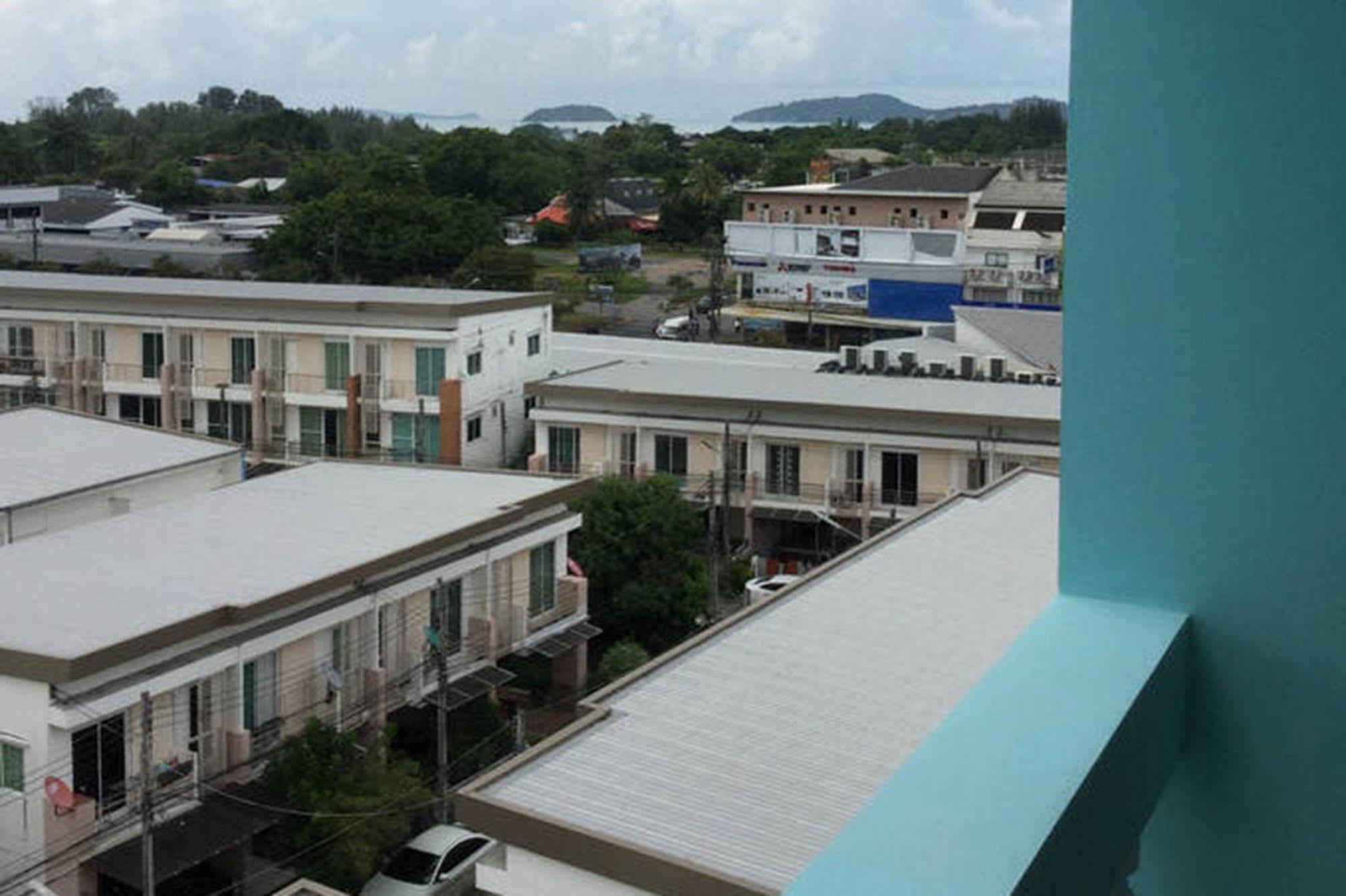 The Duck Hotell Phuket Exteriör bild